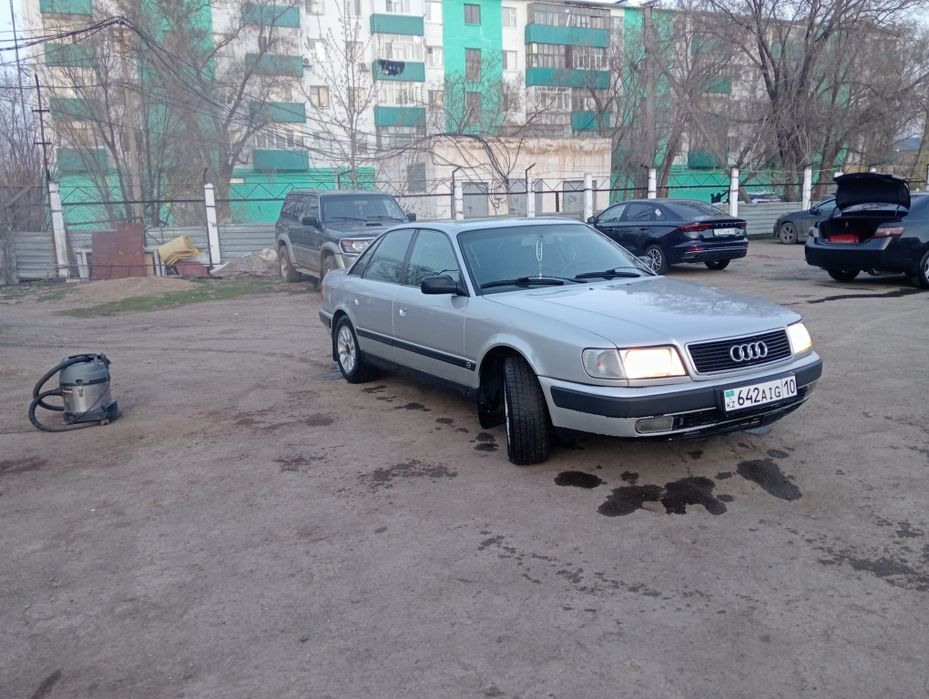 Продам Ауди 100 с4 в хорошем состоянии!!!