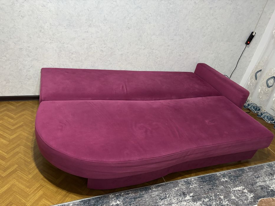 Продам диван недорого