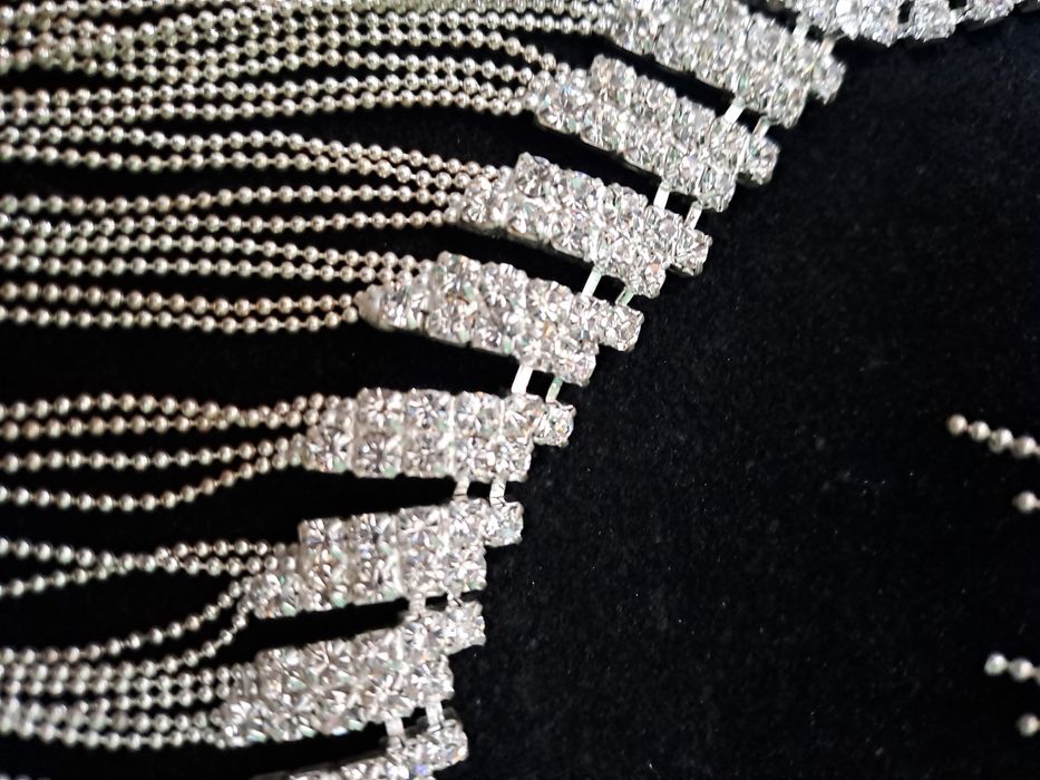 Английски комплект колие