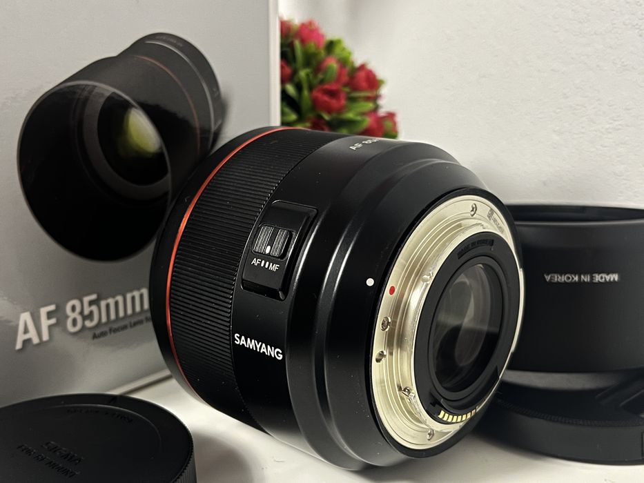 Samyang 85mm,1,4 AF monturaCanon EF ca si nou