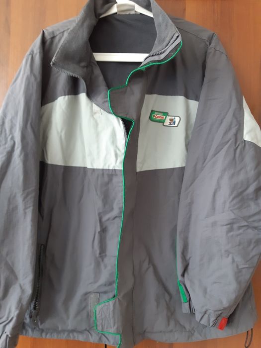 Продам бейсболки,майки куртки