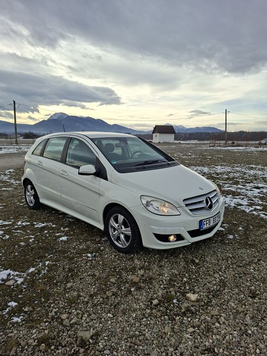 Mercedes B 180 class Automatic .2.0 diesel.fab2010