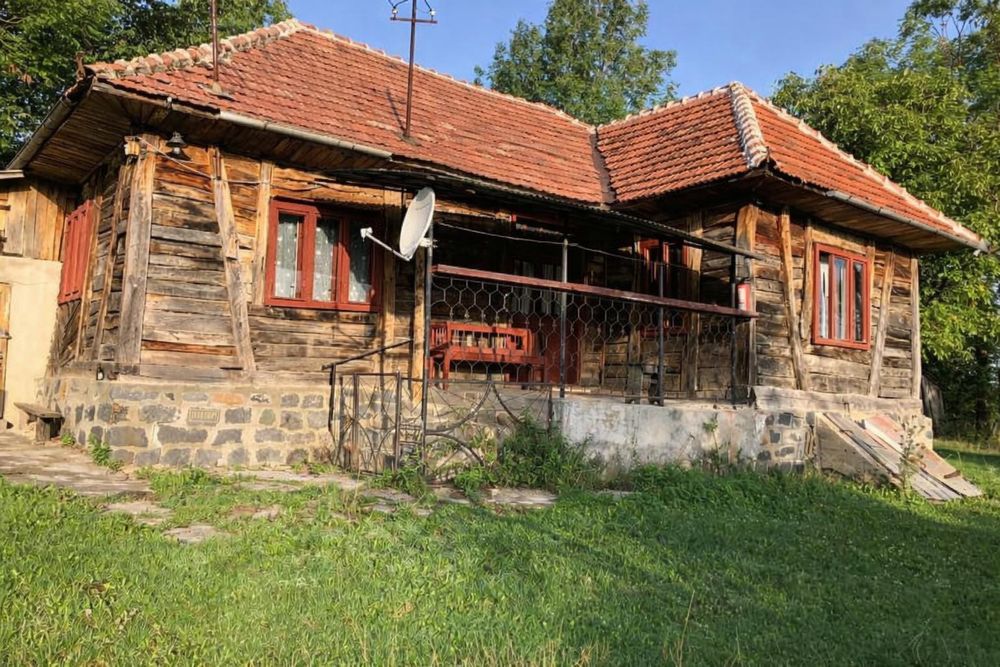 Casa de vanzare  - Ciucea