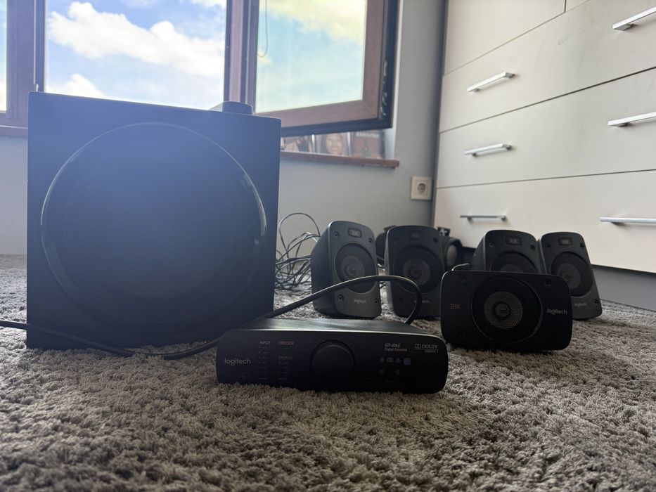 logitech z906 - аудйо система