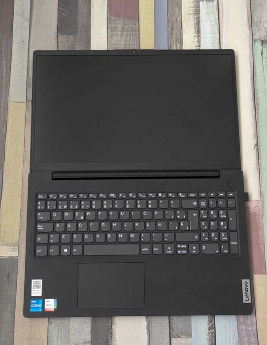 Laptop Lenovo V15 G2 ITL notebook