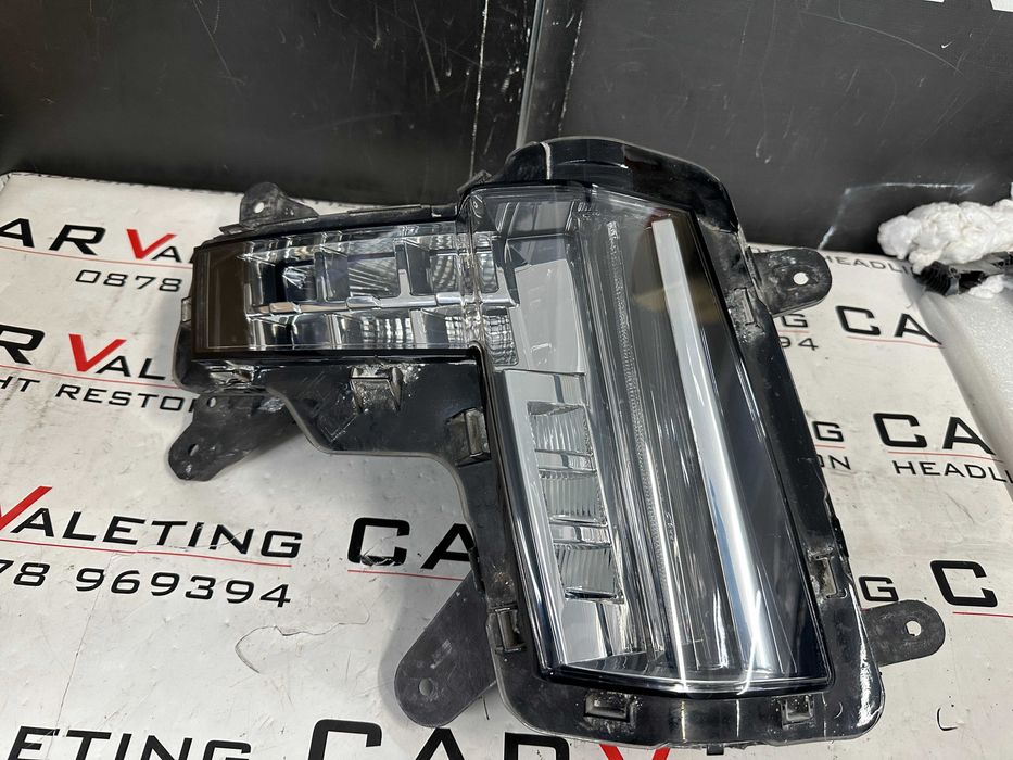 LED мигач дневна светлина Cadilac Escalade Кадилак Ескалейд ЛЕД десен