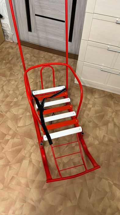 Продам санки детские