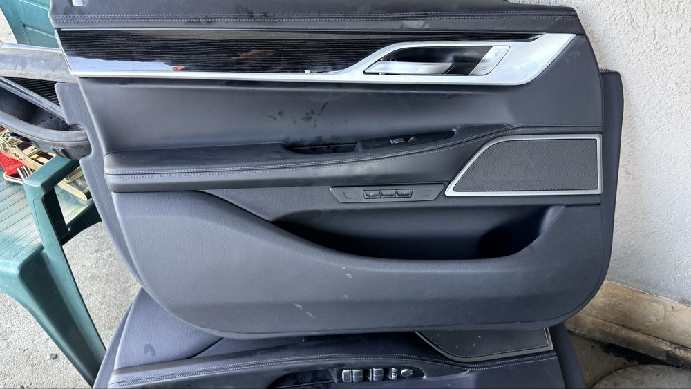 BMW G11 LCI Кожен салон