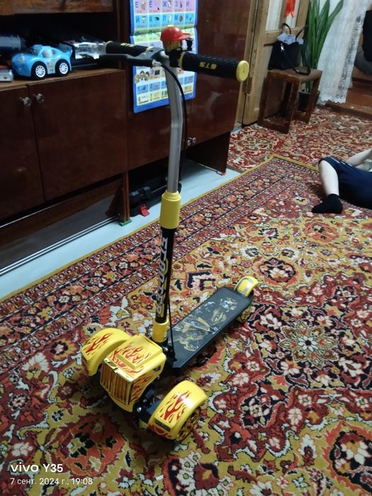 3х колесный велосипед с музыкой