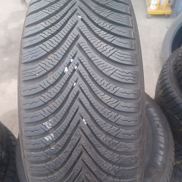 215 65 17 Michelin 4бр зимни дот 20
