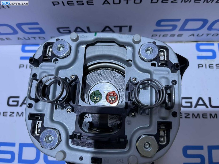 Airbag Volan 3 Spite cu 2 Mufe Volkswagen Passat B6 2005 - 2010 Cod 3C0880201AG