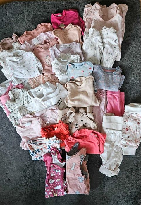 Lot haine copii 7-8 ani buze tricuri pulovere