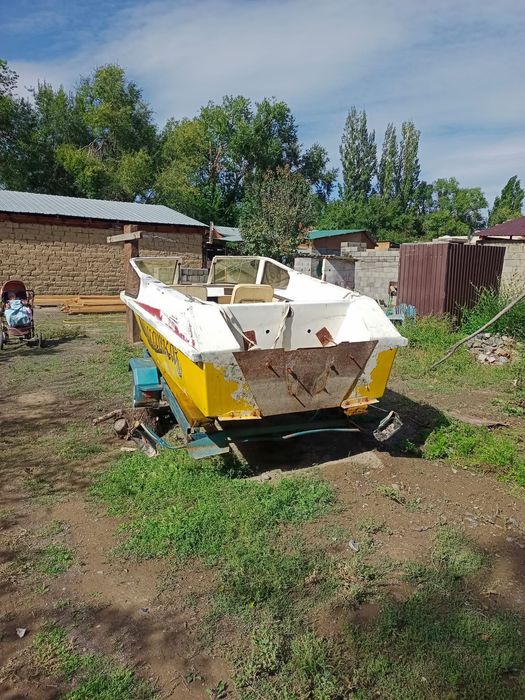 Лодка с прицепом