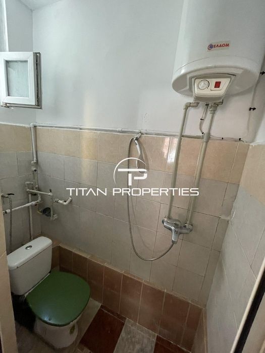 Дава се под наем Едностаен апартамент в Бургас, Център - 30 кв.м за 306 € - Снимка #3