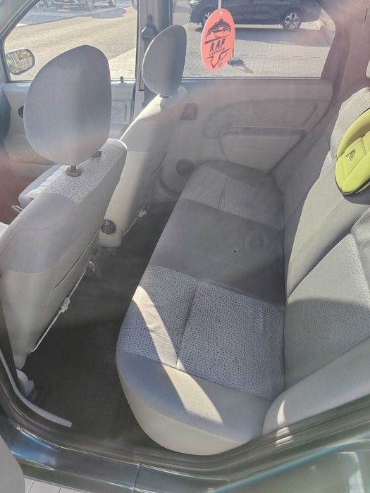 Se vinde dacia Logan benzina +gaz