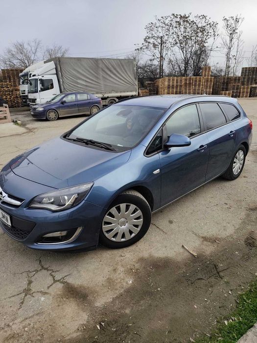 Opel Astra J EcoFlex 1.7 Sports Tourer
