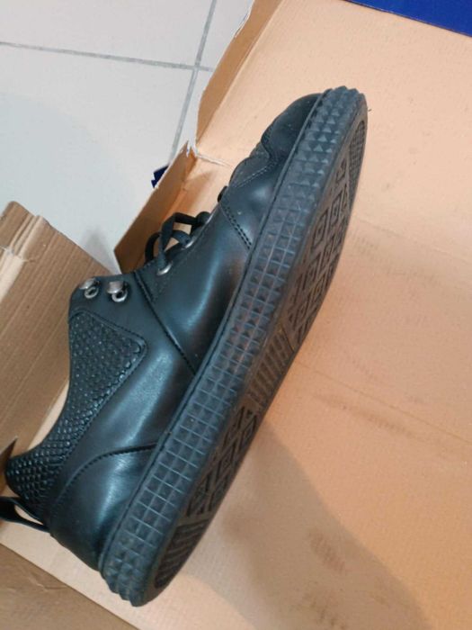 Спортно елегантни обувки