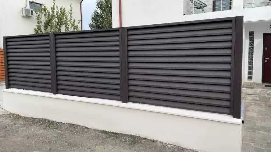 Construim garduri și porți după cerința clientului