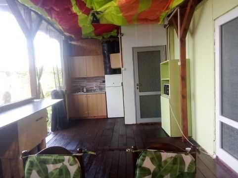 Дава под наем  озаведено бунгало до брега в Карияни-2500 евро/12 м.