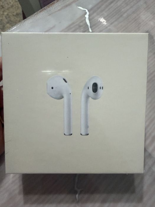 Продам наушники Airpods