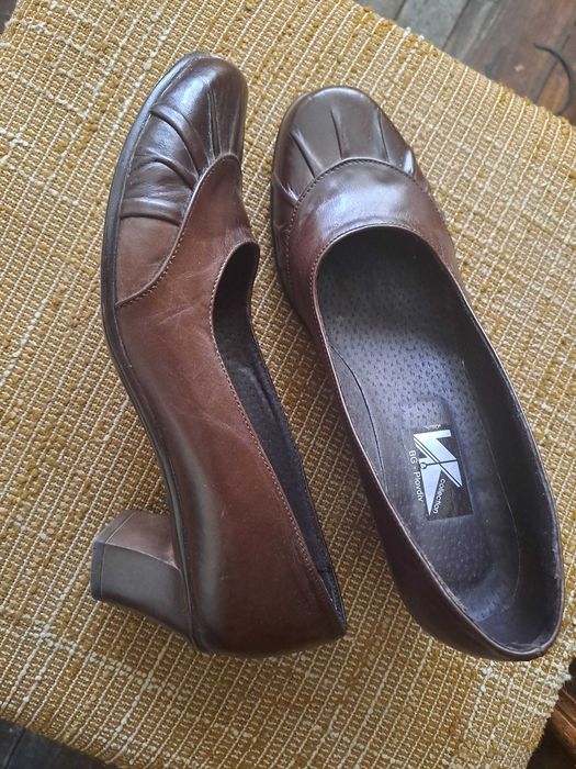 Нови Обувки номер 36