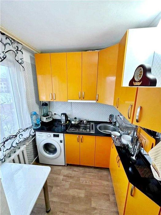 Продам 2х ком.в центре города пр.Б.Жырау, возле ЦУМа>