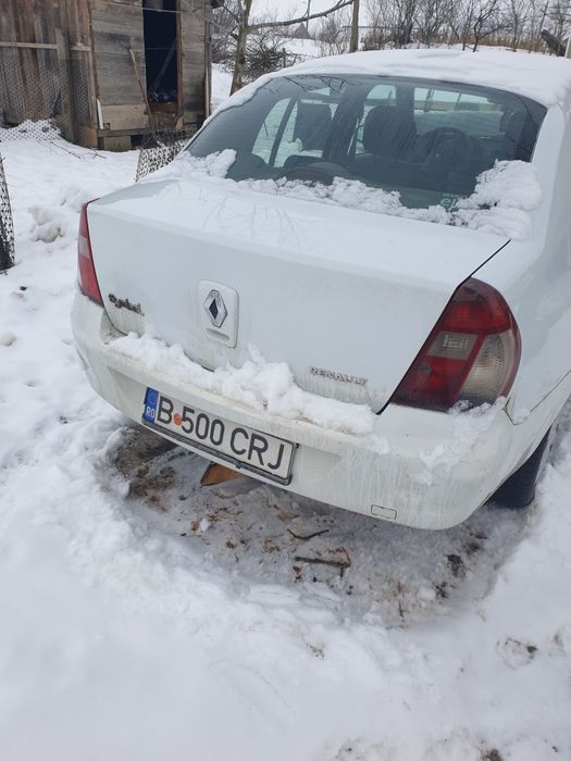 Vând Renault simbol