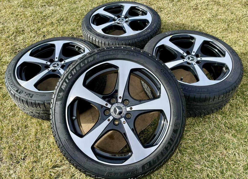 Jante Mercedes 18 C Class W205 in 2 dimensiuni