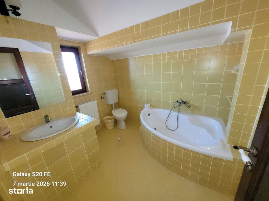 Comision 0%. Casa de vacanta sau locuinta permanenta in Tocile/ Sadu