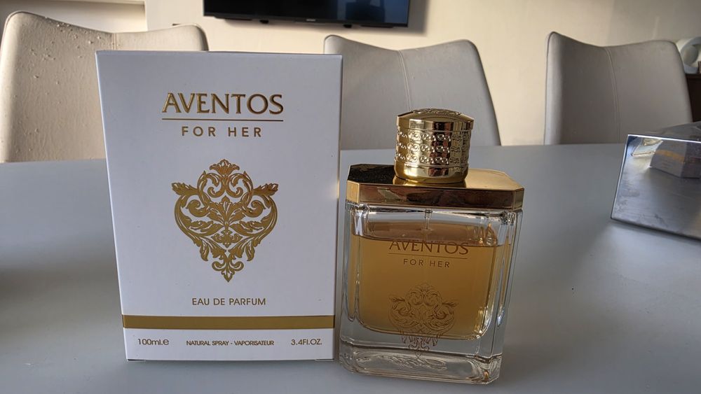 Aventos for Her Fragrance World и подарък втори  парфюм