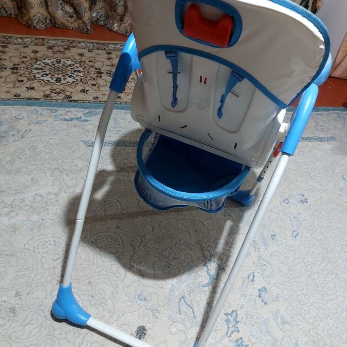 Стол для кормления