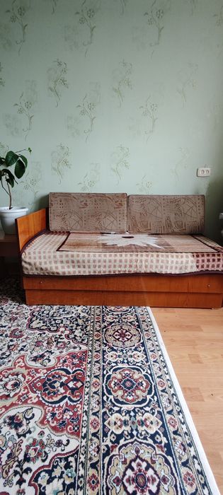 Продам диван б/у