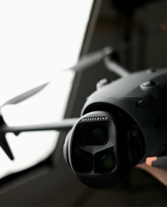 Дрон DJI Mavic 4 Combo Creator (RC PRO 2)