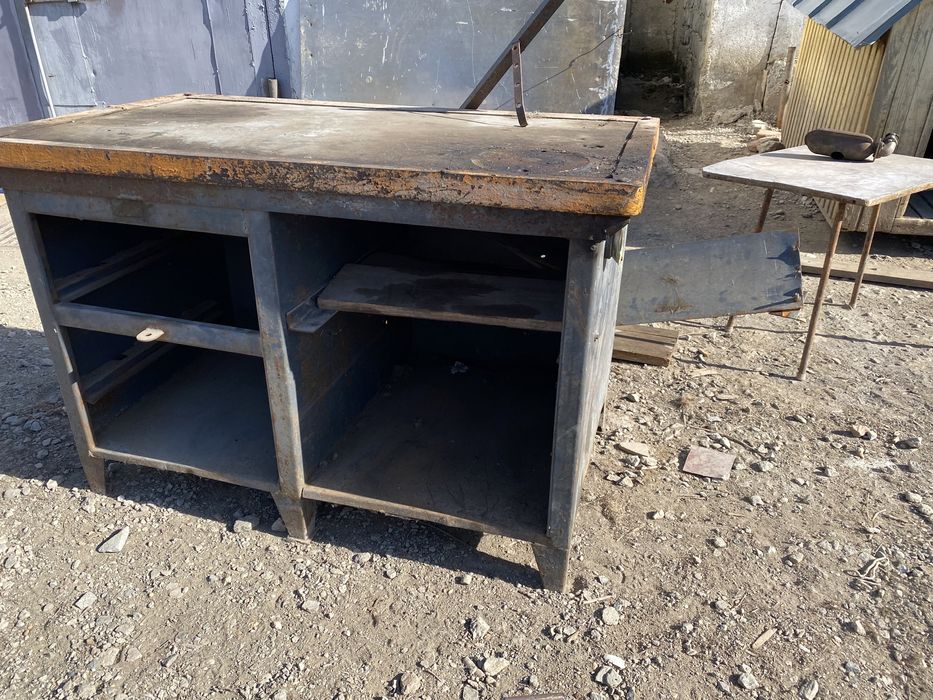 Слесарный стол верстак