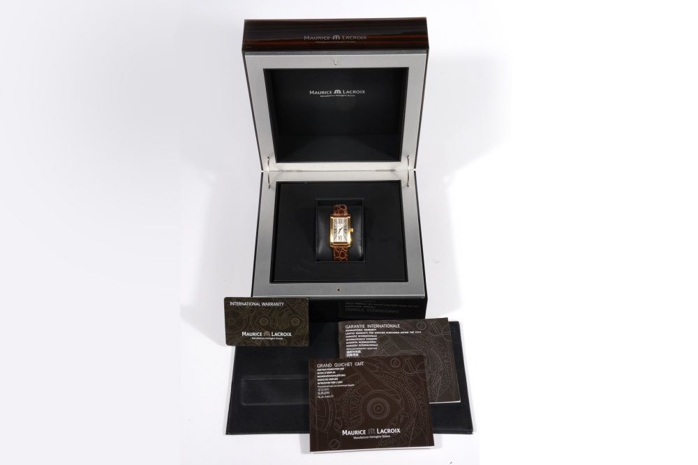 Дамски часовник Maurice Lacroix Fiaba Silver Dial Brown Leather Quartz