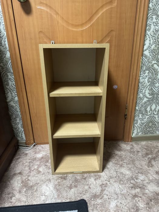 Продам куски  ЛДСП  , полки  итд