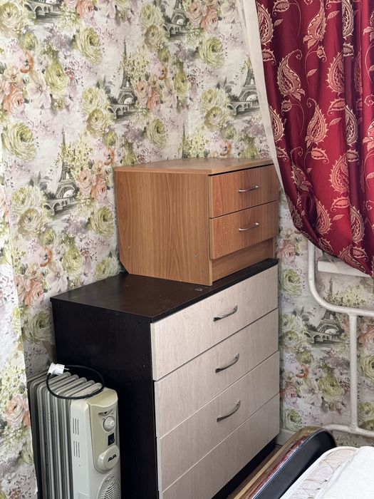 Мебель (шкафы, кровати, комоды)