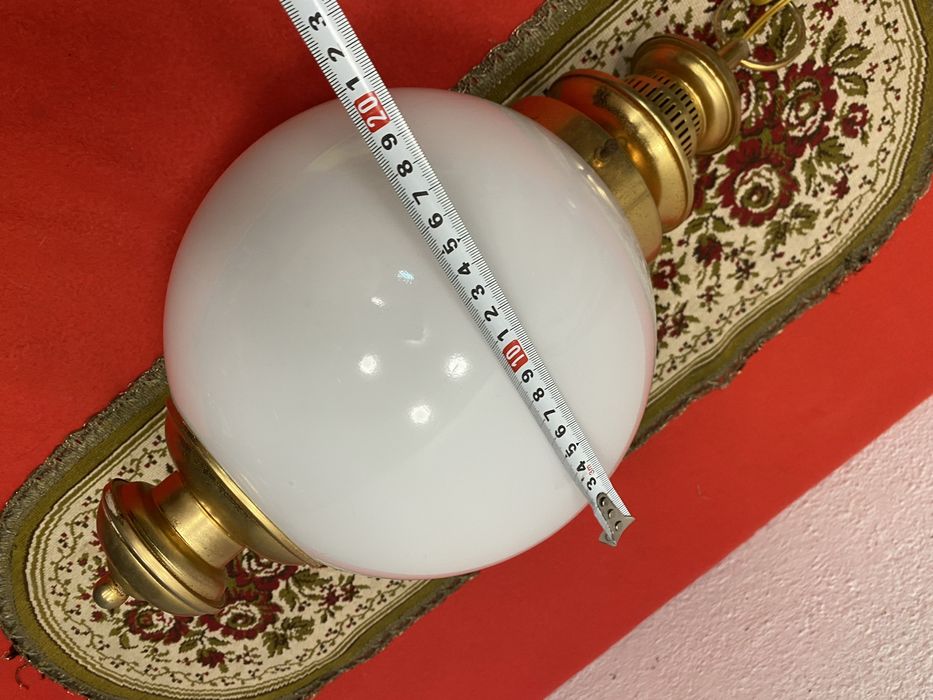 Италиански полилей с месингова основа и млечно стъкло