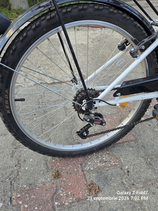 Vând bicicleta copii