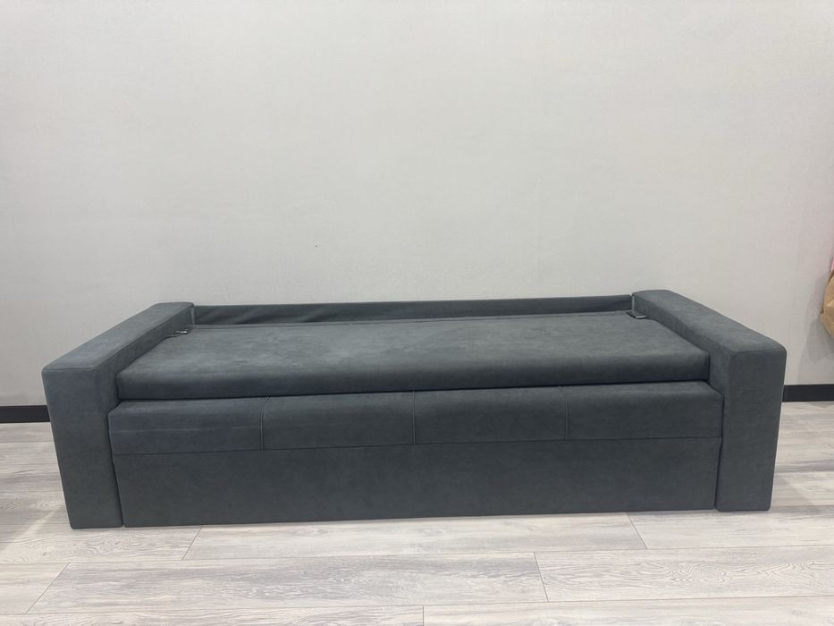 Продам диван новый