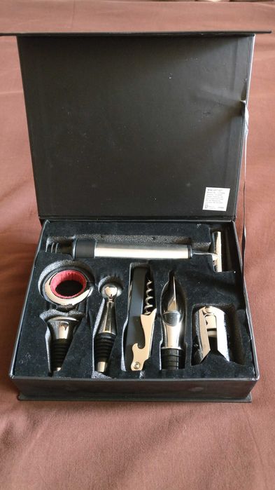 Комплект за вино