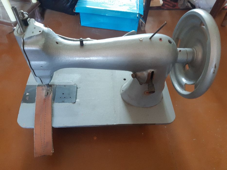 Швени машина 23 класс новий