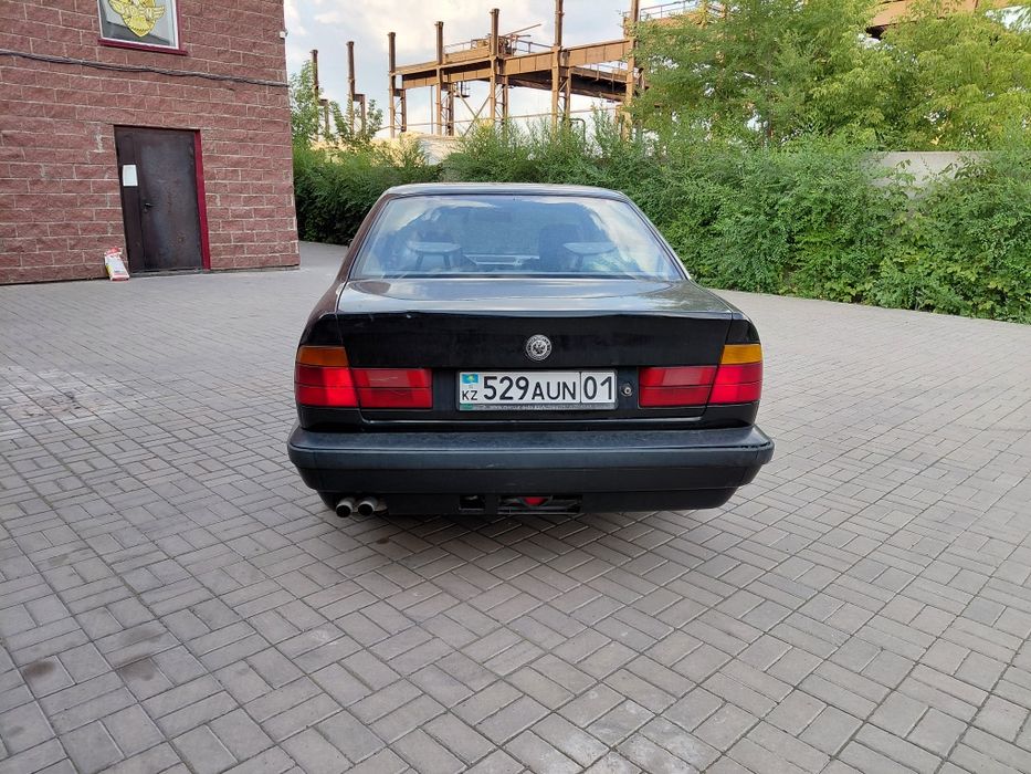 Бмв е34 525, автомат