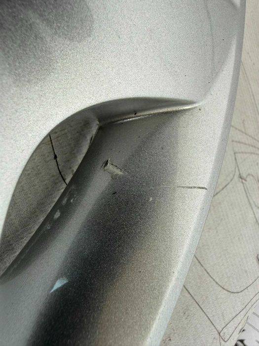 Capac Roată R15 Gri Argintiu Renault Megane III 403152442R 2014 / [2009-2016] / (4B2)