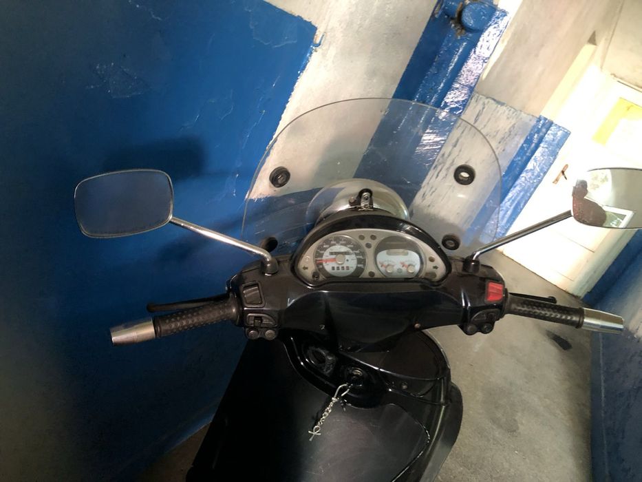 Скутер Piaggio Beverly