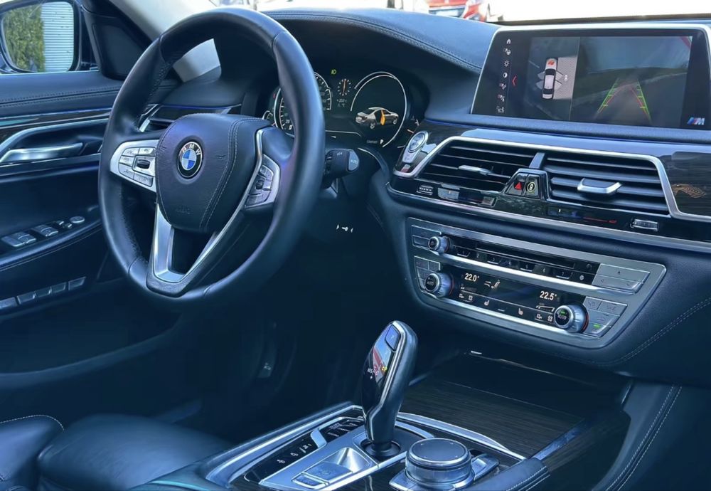 Vand sau schimb bmw seria 7 2016 accept variante cu alte masini
