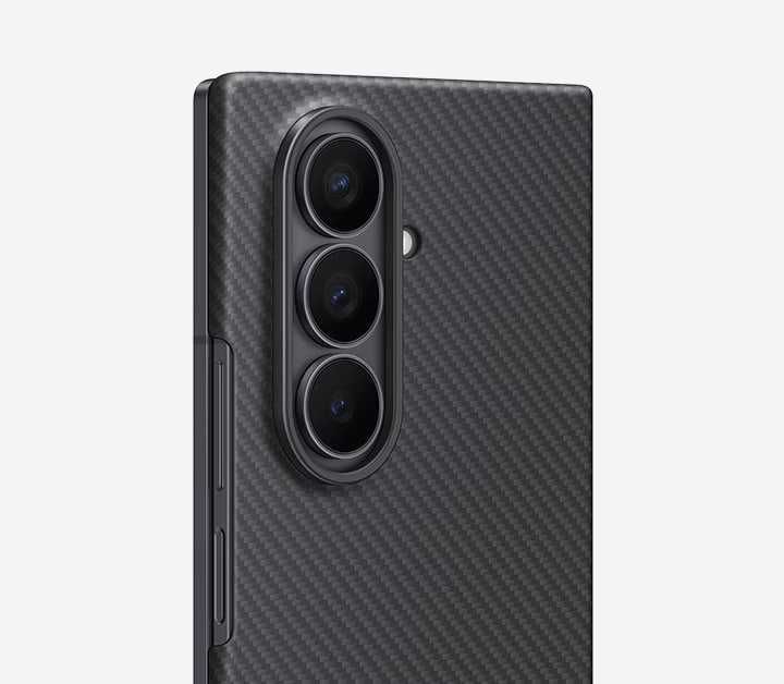 Galaxy Z Fold7 Carbon Case — оригинал чехол от Samsung. Есть доставка