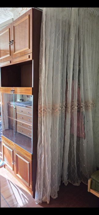 Отдам сервант шкаф