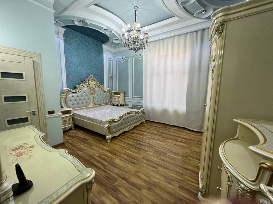 Амир Темур, Мирзо Улугбек! Шикарный дом 6 соток 12 комнат