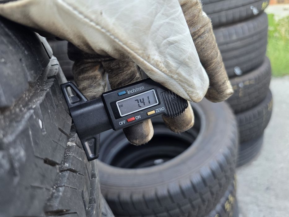 2бр Летни гуми 215 60 17 С - Michelin